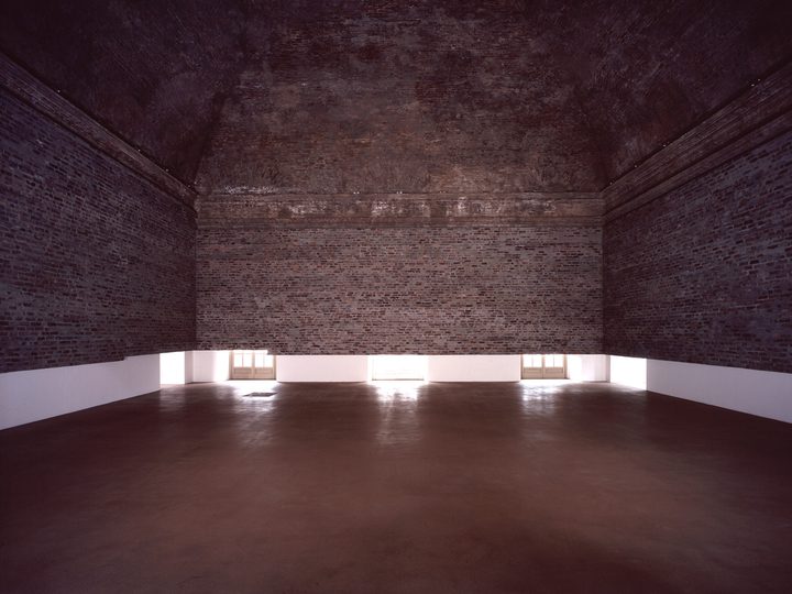 Doris Salcedo - Abyss, Castello di Rivoli, Torino, Italy - 1