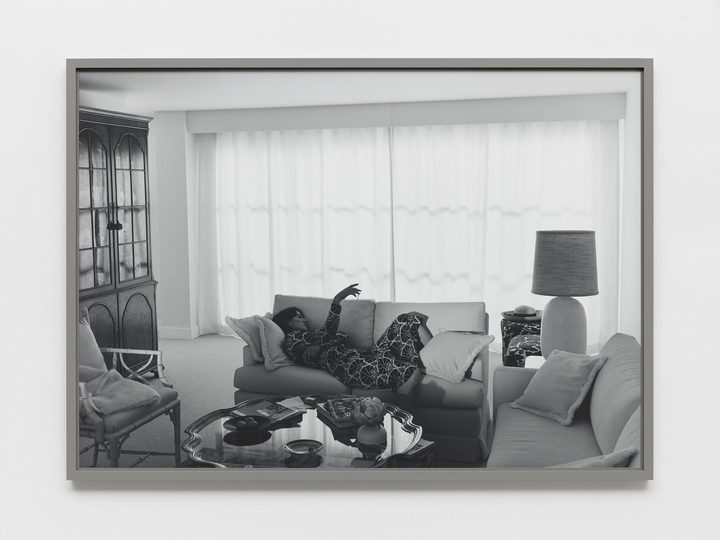 Jeff Wall - A woman with a necklace - 1