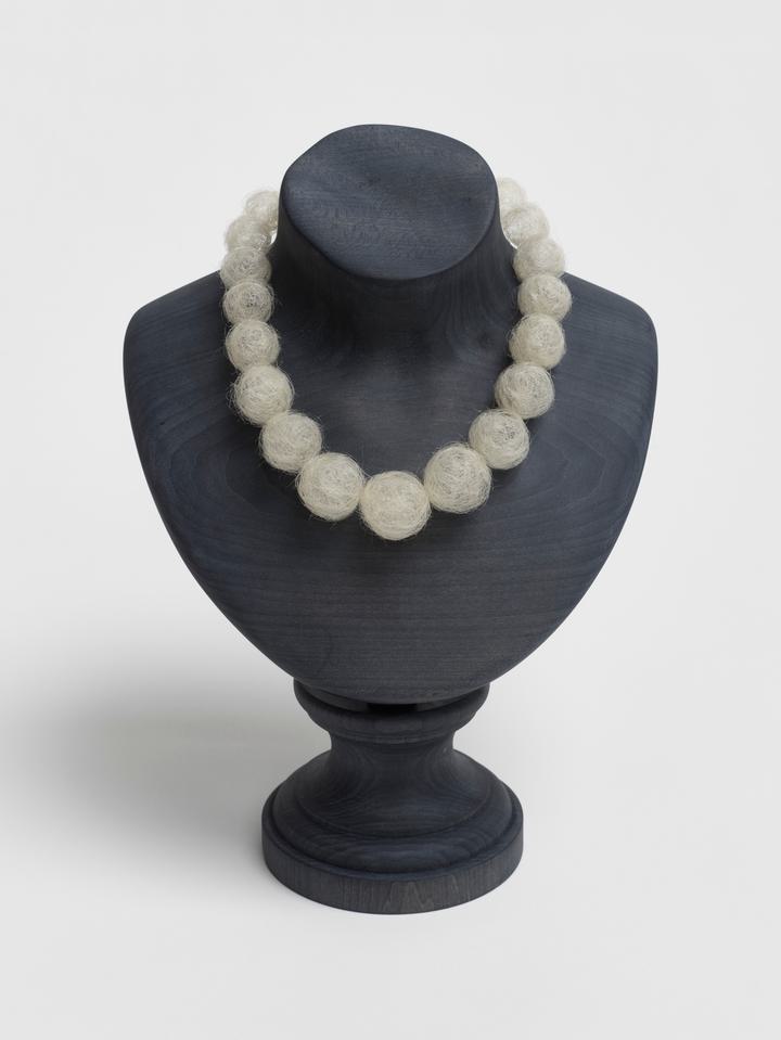 Mona Hatoum - Hair Necklace (silver) - 1